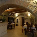 Palazzo Dei Poeti 3*
