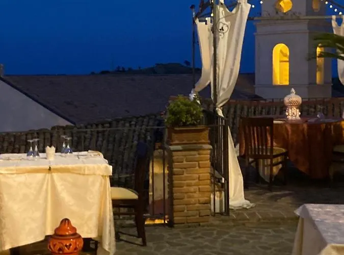 Palazzo Dei Poeti Hotel 3*