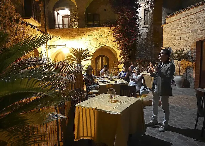 Palazzo Dei Poeti Hotel 3*