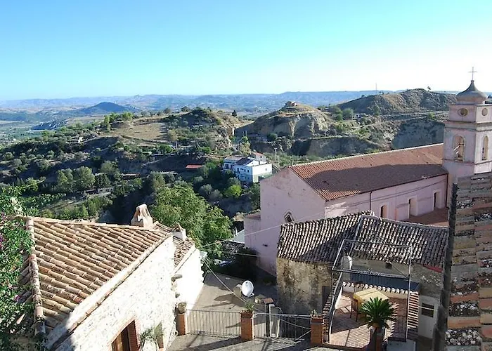 Palazzo Dei Poeti 3*